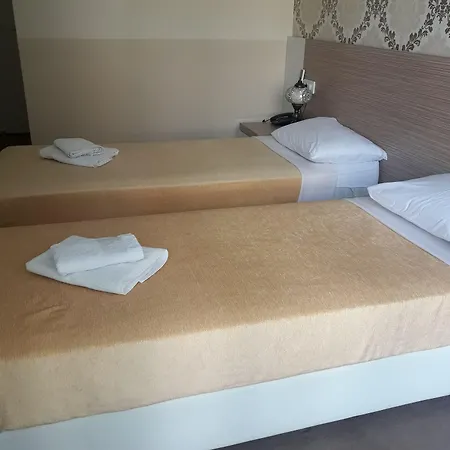 Nicea Hotell 3*