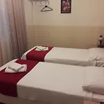 ニケア ホテル 3*